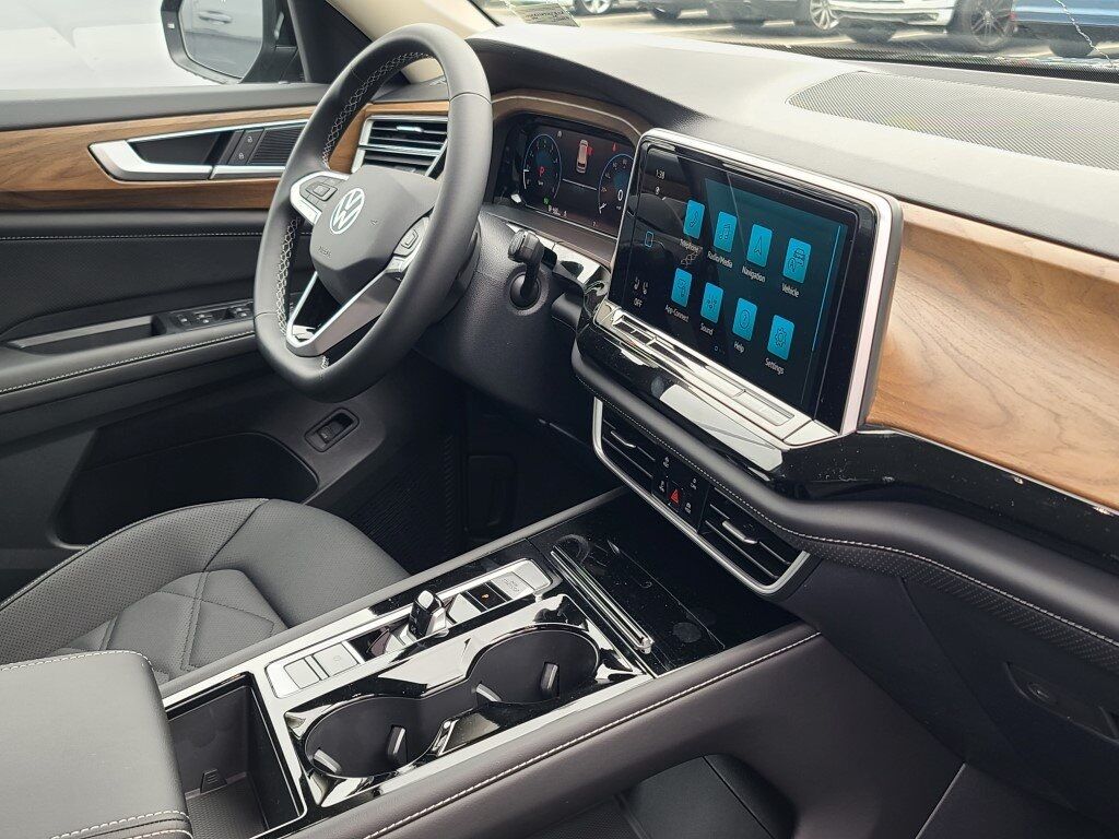 2025 Volkswagen Atlas 2.0T SE w/Technology Springfield VA