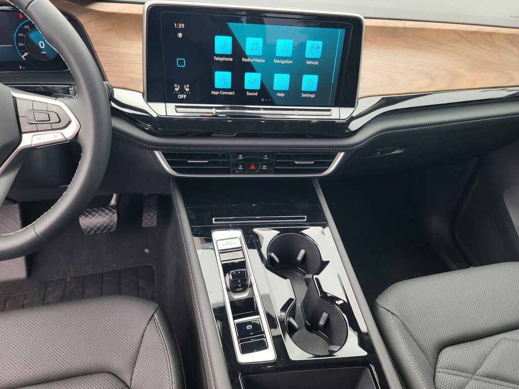 2025 Volkswagen Atlas 2.0T SE w/Technology Springfield VA