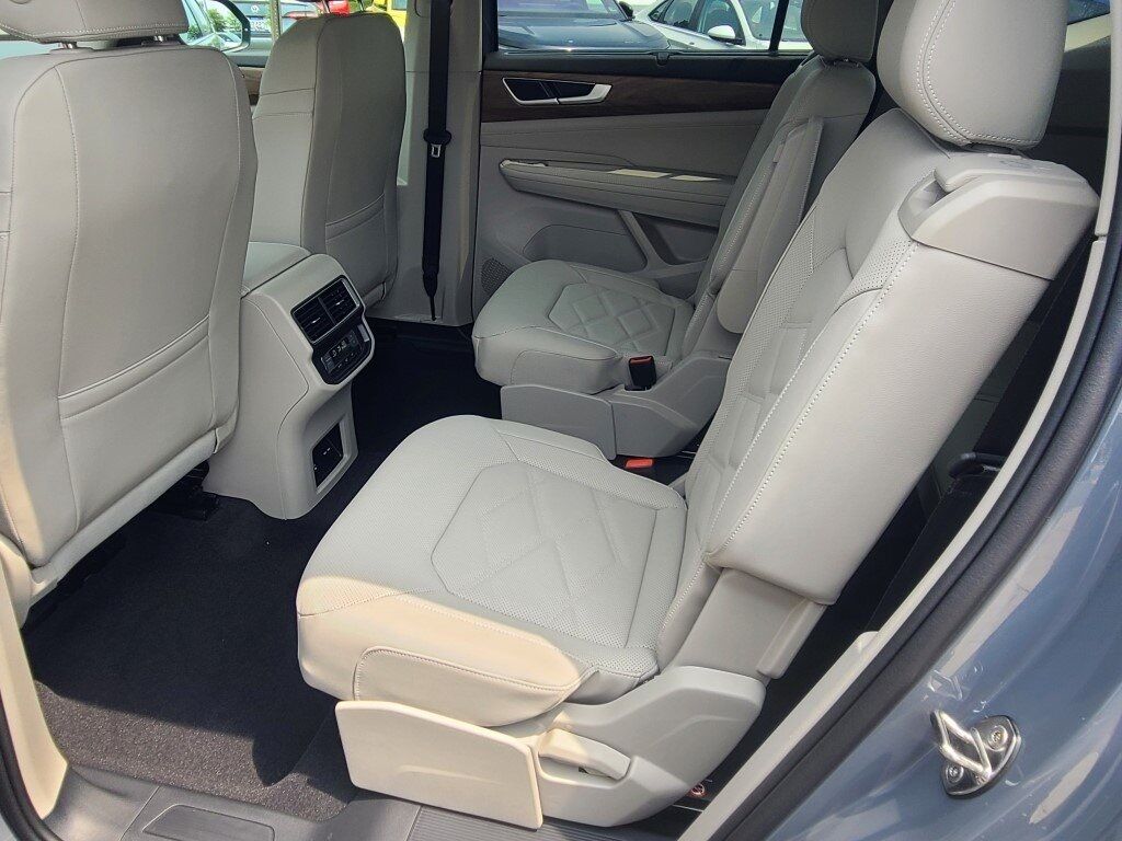 2025 Volkswagen Atlas 2.0T SE w/Technology Springfield VA