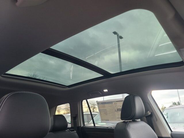 2025 Volkswagen Atlas 2.0T SE w/Technology Springfield VA