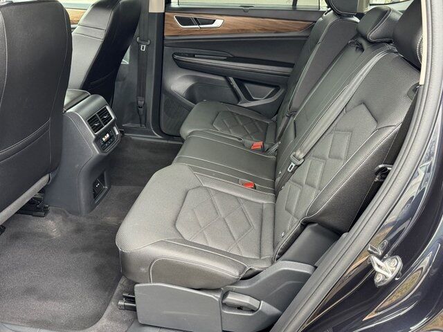 2025 Volkswagen Atlas 2.0T SE w/Technology Springfield VA