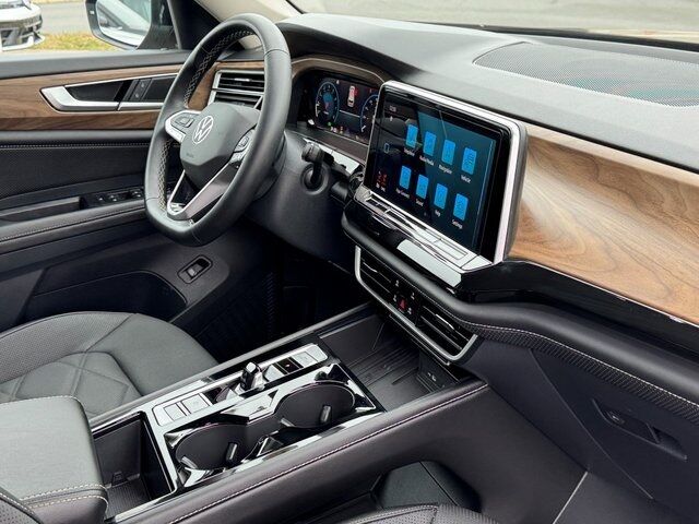 2025 Volkswagen Atlas 2.0T SE w/Technology Springfield VA