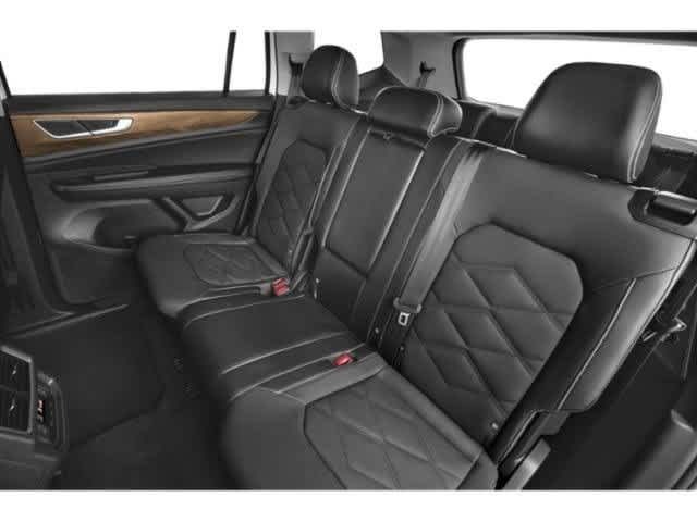 2025 Volkswagen Atlas 2.0T SE Westborough MA