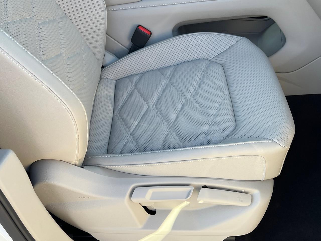 2025 Volkswagen Atlas 2.0T SE Hagerstown MD