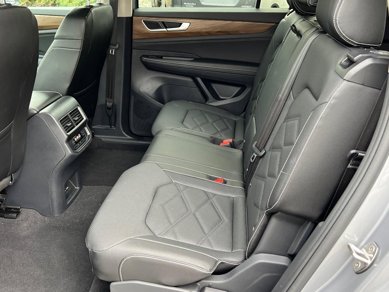2025 Volkswagen Atlas 2.0T SE Hagerstown MD