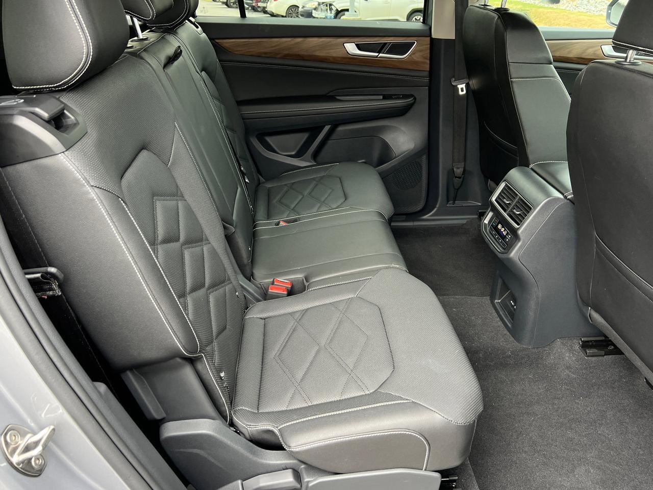 2025 Volkswagen Atlas 2.0T SE Hagerstown MD