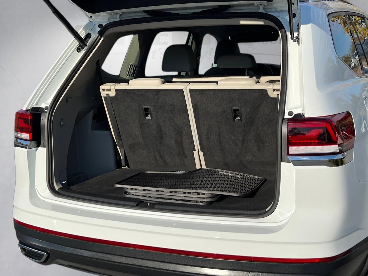 2025 Volkswagen Atlas 2.0T SE Hagerstown MD