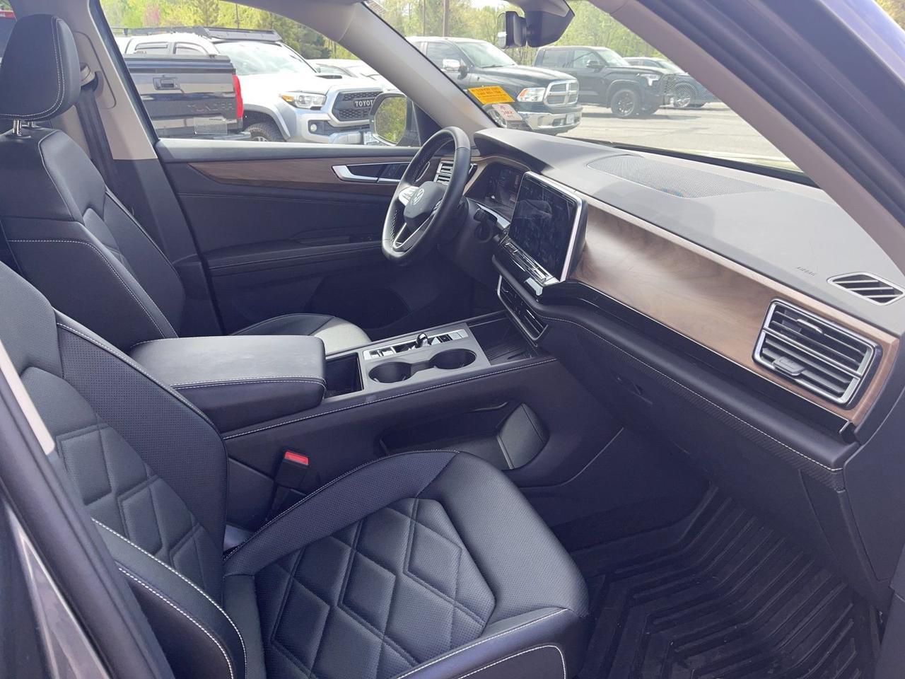 2025 Volkswagen Atlas 2.0T SE Stafford VA