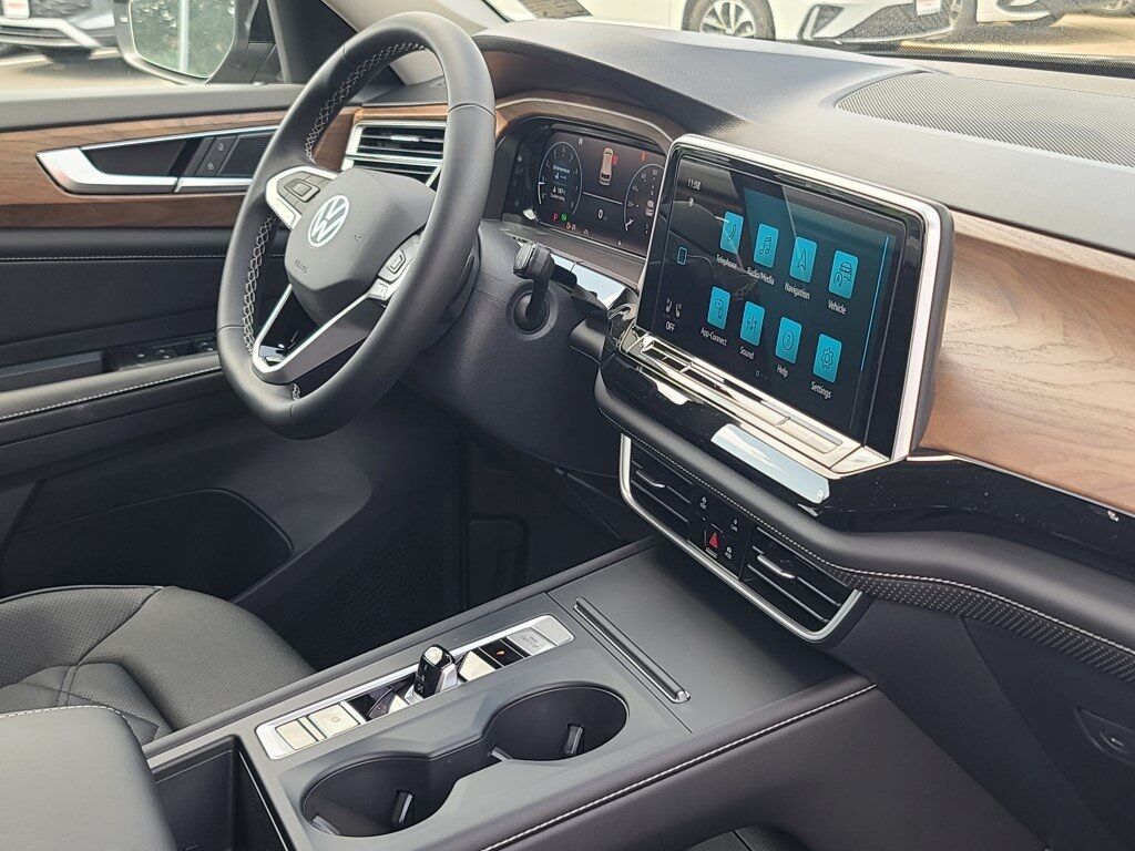 2025 Volkswagen Atlas 2.0T SE Springfield VA