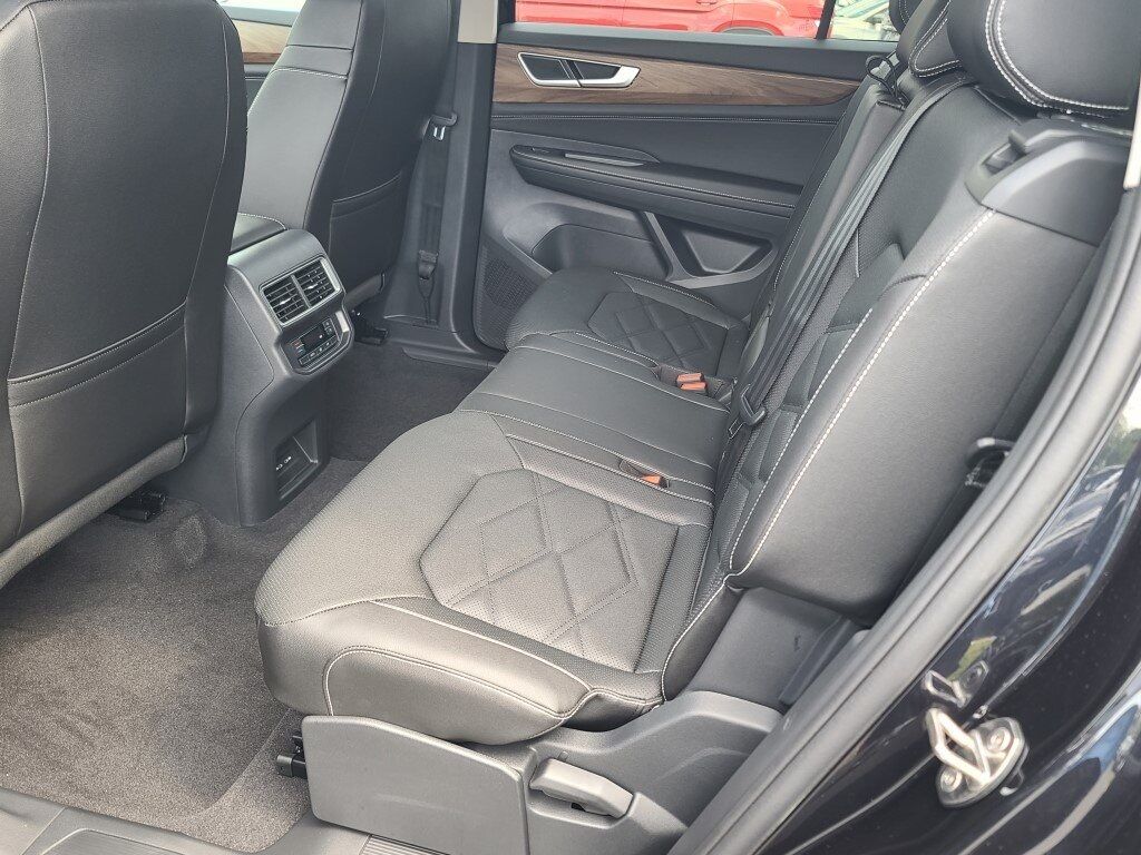 2025 Volkswagen Atlas 2.0T SE Springfield VA
