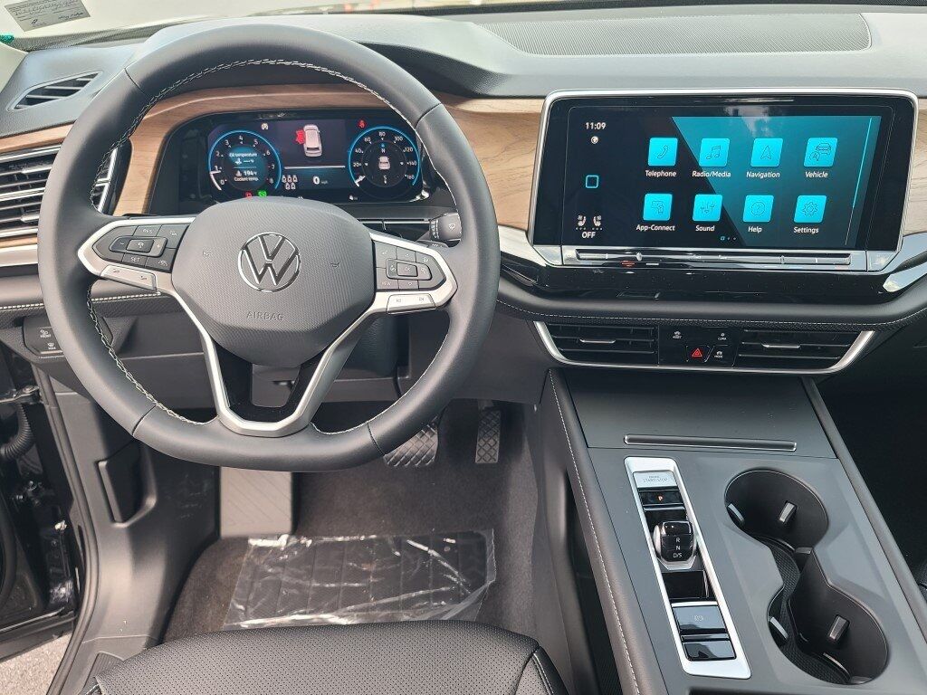 2025 Volkswagen Atlas 2.0T SE Springfield VA