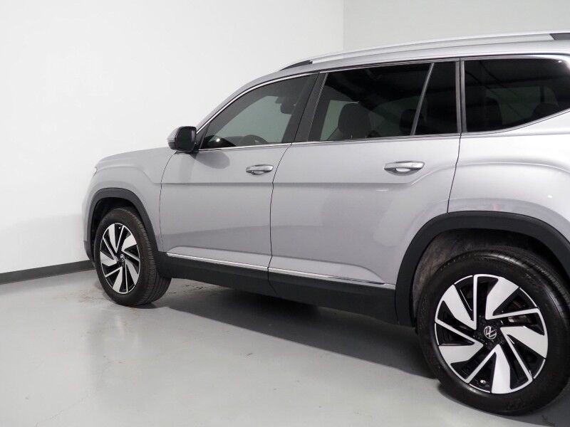 2025 Volkswagen Atlas 2.0T SEL AWD *HEADS-UP DISPLAY, NAVIGATION, ADAPTIVE CRUISE, DIGITAL COCKPIT, SAFETY ALERTS, BACKUP-CAMERA, PANORAMA MOONROOF, LEATHER, CLIMATE SEATS, HEATED STEERING, 2ND ROW CAPTAIN'S, WIRELESS CHARGING, ANDROID & APPLE Round Rock TX