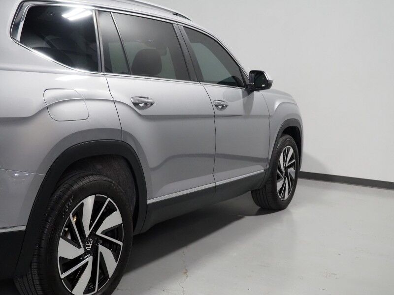 2025 Volkswagen Atlas 2.0T SEL AWD *HEADS-UP DISPLAY, NAVIGATION, ADAPTIVE CRUISE, DIGITAL COCKPIT, SAFETY ALERTS, BACKUP-CAMERA, PANORAMA MOONROOF, LEATHER, CLIMATE SEATS, HEATED STEERING, 2ND ROW CAPTAIN'S, WIRELESS CHARGING, ANDROID & APPLE Round Rock TX