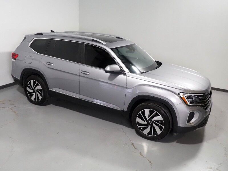 2025 Volkswagen Atlas 2.0T SEL AWD *HEADS-UP DISPLAY, NAVIGATION, ADAPTIVE CRUISE, DIGITAL COCKPIT, SAFETY ALERTS, BACKUP-CAMERA, PANORAMA MOONROOF, LEATHER, CLIMATE SEATS, HEATED STEERING, 2ND ROW CAPTAIN'S, WIRELESS CHARGING, ANDROID & APPLE Round Rock TX