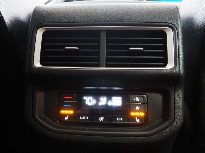 2025 Volkswagen Atlas 2.0T SEL AWD *HEADS-UP DISPLAY, NAVIGATION, ADAPTIVE CRUISE, DIGITAL COCKPIT, SAFETY ALERTS, BACKUP-CAMERA, PANORAMA MOONROOF, LEATHER, CLIMATE SEATS, HEATED STEERING, 2ND ROW CAPTAIN'S, WIRELESS CHARGING, ANDROID & APPLE Round Rock TX