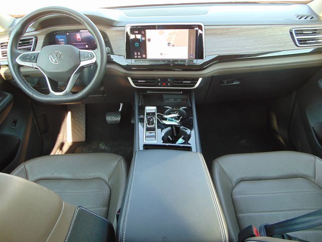 2025 Volkswagen Atlas 2.0T SEL Santa Fe NM