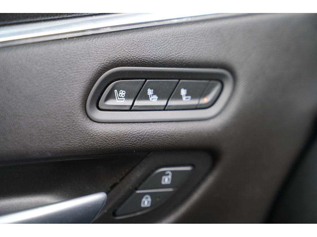 2025 Volkswagen Atlas 2.0T SEL Huntington UT