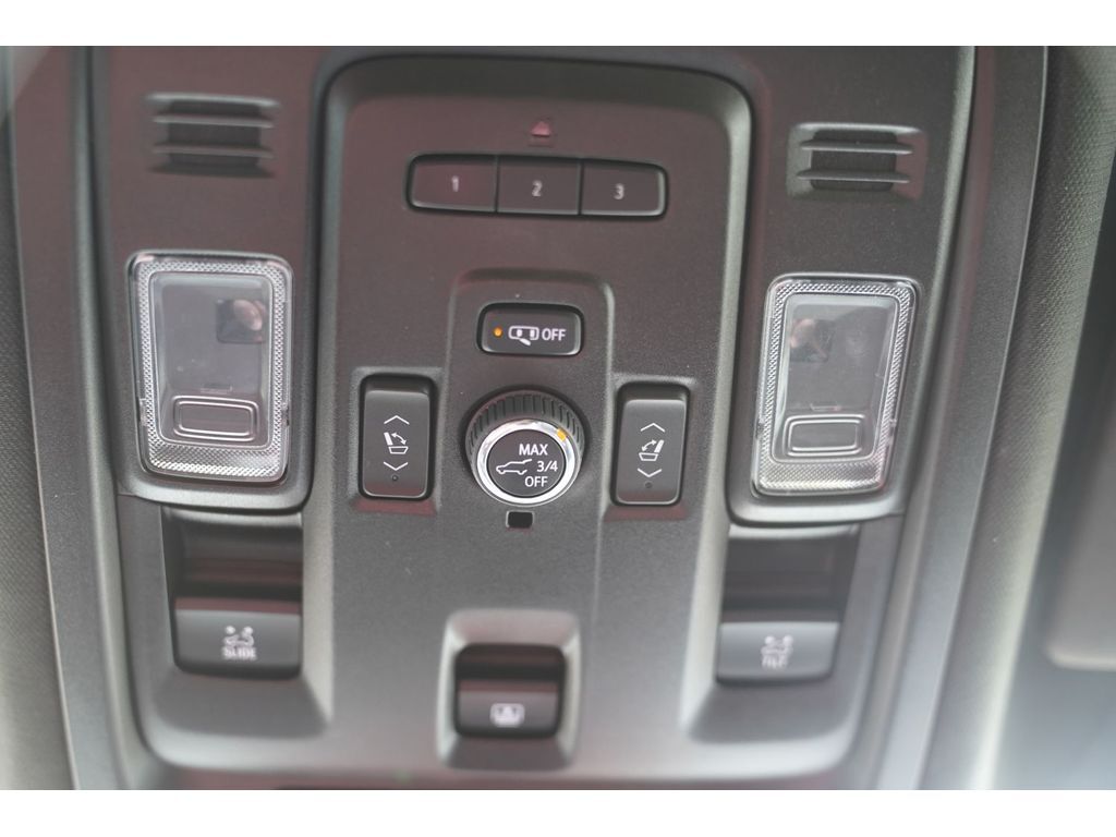 2025 Volkswagen Atlas 2.0T SEL Huntington UT