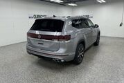 2025 Volkswagen Atlas 2.0T SEL Premium R-Line Oshkosh WI