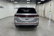 2025 Volkswagen Atlas 2.0T SEL Premium R-Line Oshkosh WI