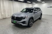 2025 Volkswagen Atlas 2.0T SEL Premium R-Line Oshkosh WI