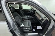 2025 Volkswagen Atlas 2.0T SEL Premium R-Line Oshkosh WI