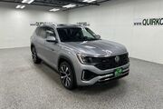 2025 Volkswagen Atlas 2.0T SEL Premium R-Line Oshkosh WI