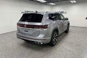 2025 Volkswagen Atlas 2.0T SEL Premium R-Line Oshkosh WI