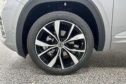 2025 Volkswagen Atlas 2.0T SEL Premium R-Line Oshkosh WI