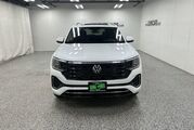 2025 Volkswagen Atlas 2.0T SEL Premium R-Line Oshkosh WI