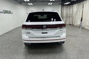 2025 Volkswagen Atlas 2.0T SEL Premium R-Line Oshkosh WI