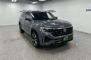 2025 Volkswagen Atlas 2.0T SEL Premium R-Line Oshkosh WI