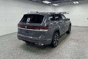 2025 Volkswagen Atlas 2.0T SEL Premium R-Line Oshkosh WI