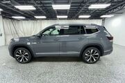 2025 Volkswagen Atlas 2.0T SEL Premium R-Line Oshkosh WI
