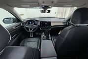 2025 Volkswagen Atlas 2.0T SEL Premium R-Line Oshkosh WI
