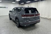 2025 Volkswagen Atlas 2.0T SEL Premium R-Line Oshkosh WI