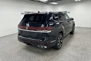 2025 Volkswagen Atlas 2.0T SEL Premium R-Line Oshkosh WI
