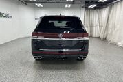 2025 Volkswagen Atlas 2.0T SEL Premium R-Line Oshkosh WI