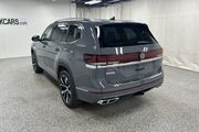 2025 Volkswagen Atlas 2.0T SEL Premium R-Line Oshkosh WI