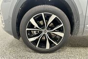 2025 Volkswagen Atlas 2.0T SEL Premium R-Line Oshkosh WI