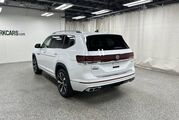 2025 Volkswagen Atlas 2.0T SEL Premium R-Line Oshkosh WI