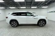 2025 Volkswagen Atlas 2.0T SEL Premium R-Line Oshkosh WI