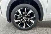 2025 Volkswagen Atlas 2.0T SEL Premium R-Line Oshkosh WI