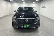 2025 Volkswagen Atlas 2.0T SEL Premium R-Line Oshkosh WI