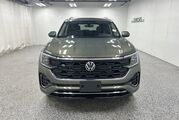 2025 Volkswagen Atlas 2.0T SEL Premium R-Line Oshkosh WI