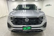 2025 Volkswagen Atlas 2.0T SEL Premium R-Line Oshkosh WI