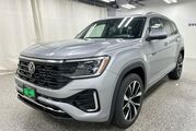 2025 Volkswagen Atlas 2.0T SEL Premium R-Line Oshkosh WI