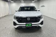 2025 Volkswagen Atlas 2.0T SEL Premium R-Line Oshkosh WI