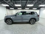 2025 Volkswagen Atlas 2.0T SEL Premium R-Line Oshkosh WI
