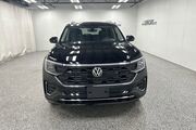 2025 Volkswagen Atlas 2.0T SEL Premium R-Line Oshkosh WI